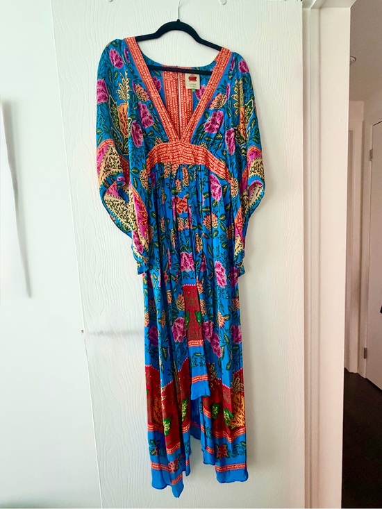 FARM Rio Dresses & Skirts - FARM Rio Blue Floral Maxi kaftan  with Pineapple Garden